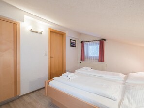 1 bedroom, Internet