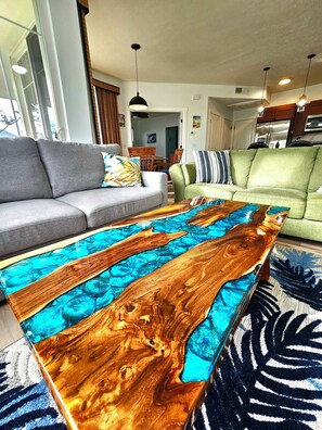 スマートテレビ、DVD プレーヤー