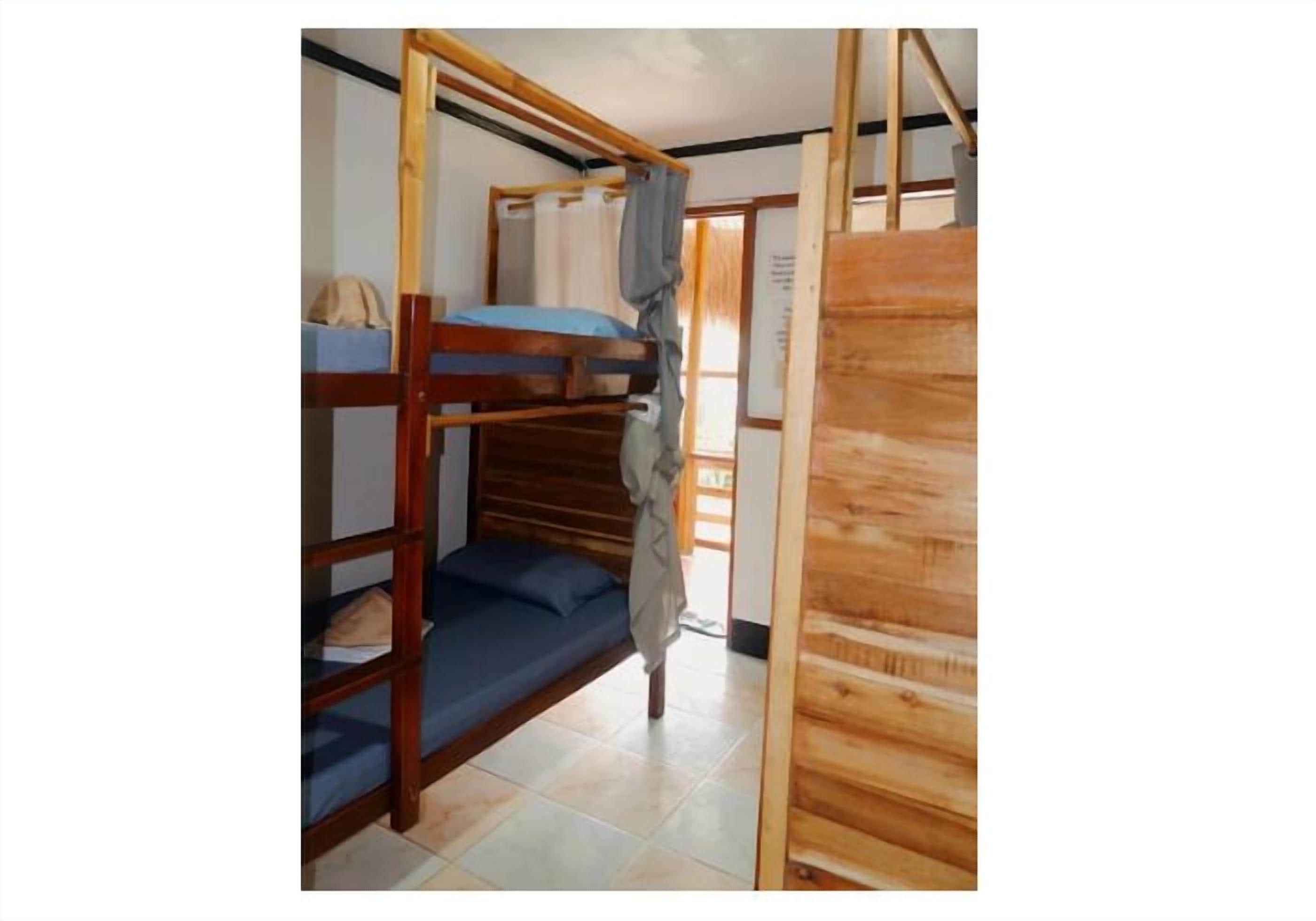 客房内保险箱、免费 WiFi