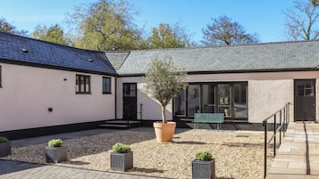 Cottage | Exterior