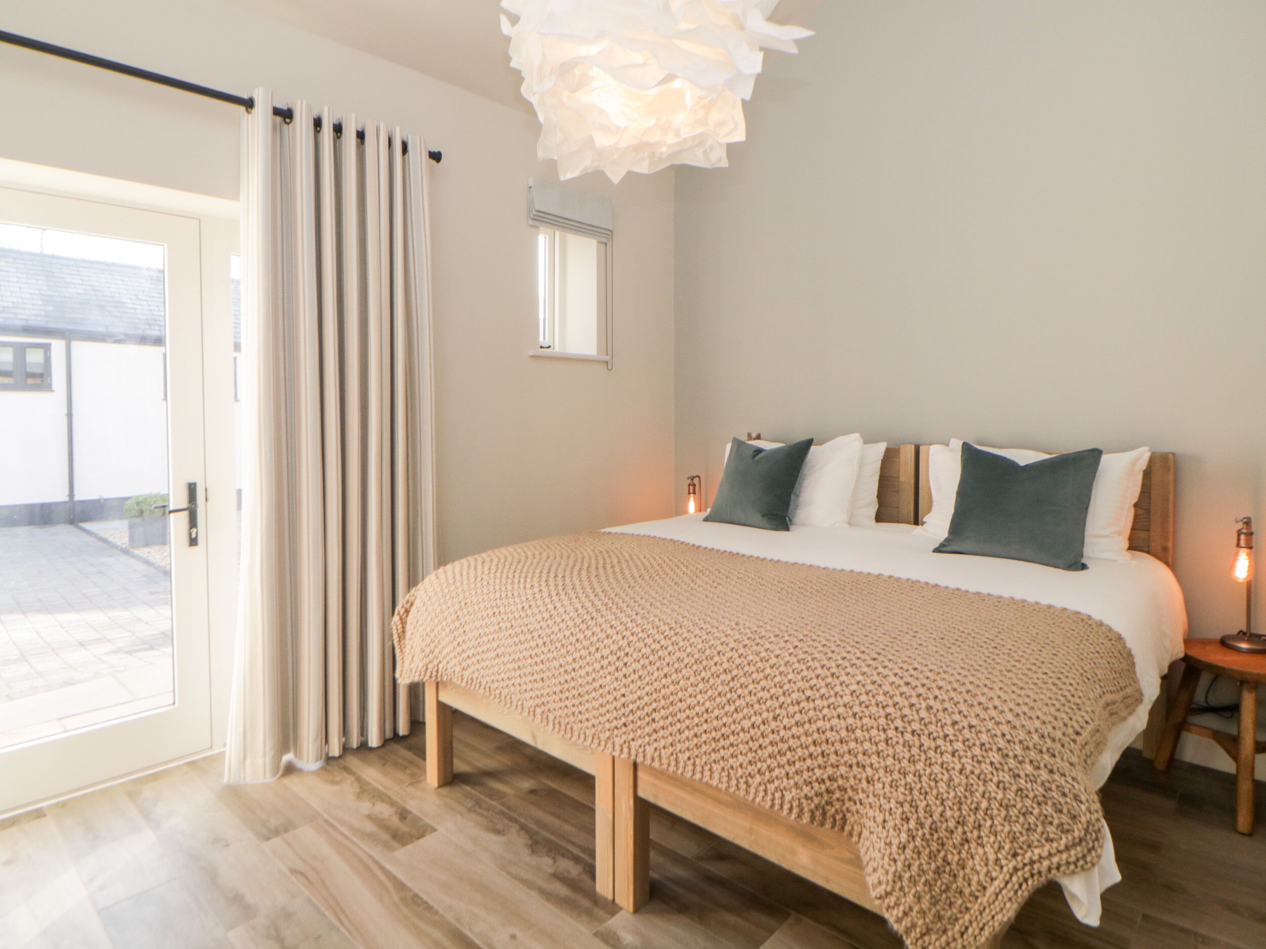 7 habitaciones, decoración personalizada y muebles diferentes 