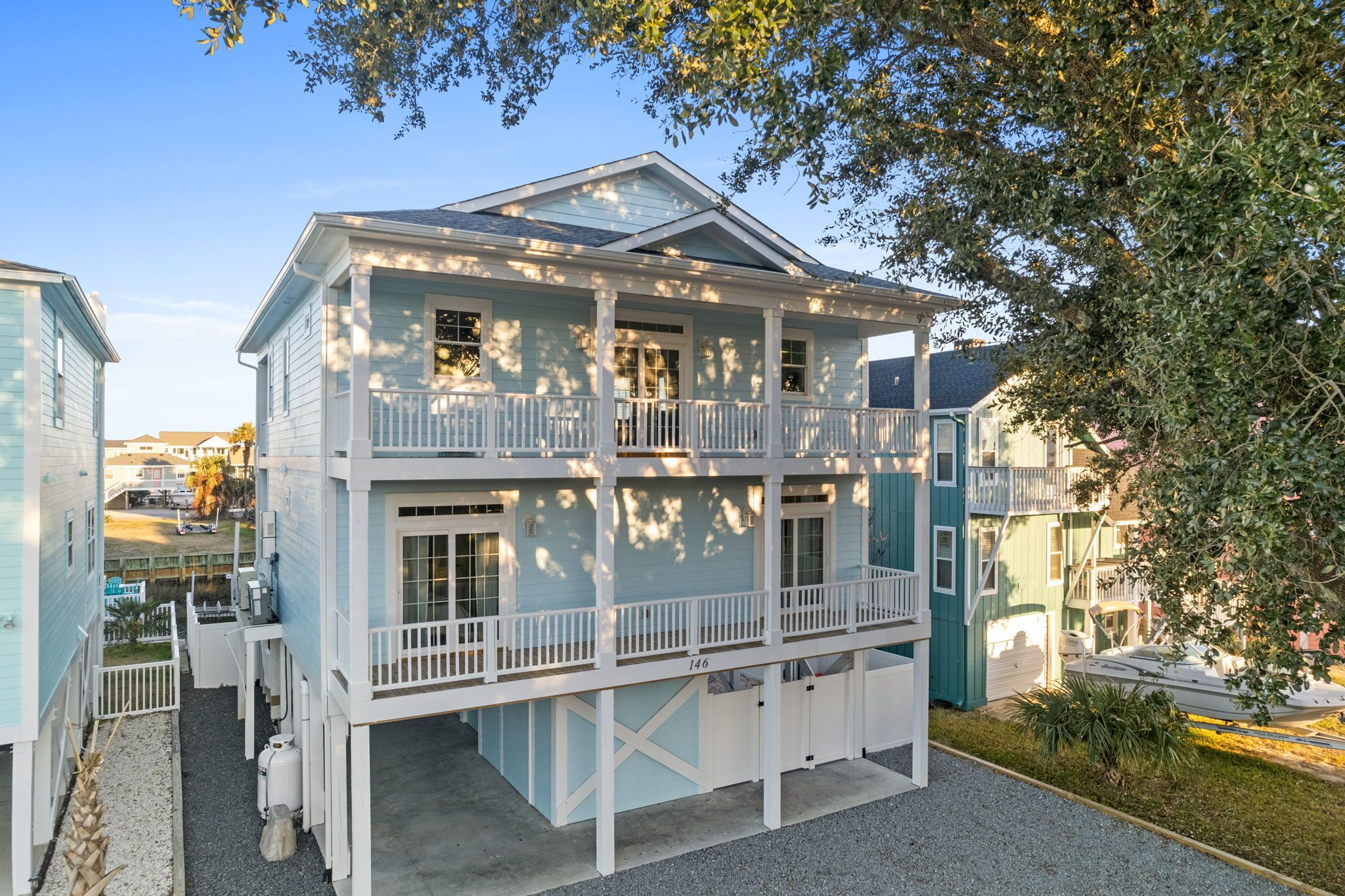 "Holden Ohana" BRAND NEW on the canal!  STELLAR BEACH RENTALS!