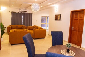 Casa, 5 habitaciones, accesible para personas con discapacidad, fumadores | Zona de estar