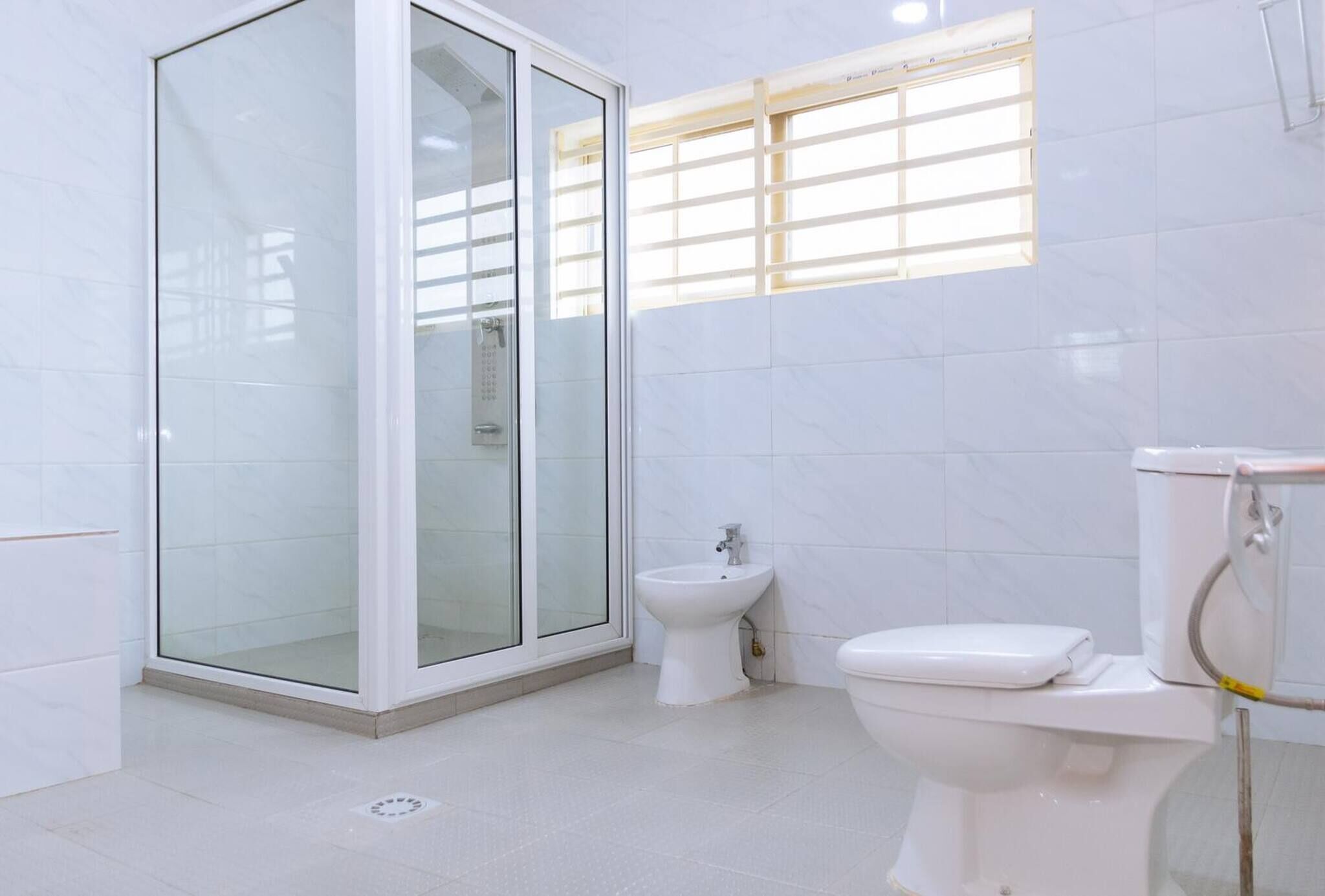 House, 5 Bedrooms, Accessible, Smoking | Bathroom