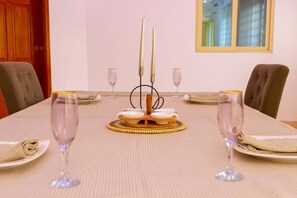 House, 5 Bedrooms, Accessible, Smoking | Dining - House 5 Mins From the Beach, 15 Mins From the Airport (Cotonou)
