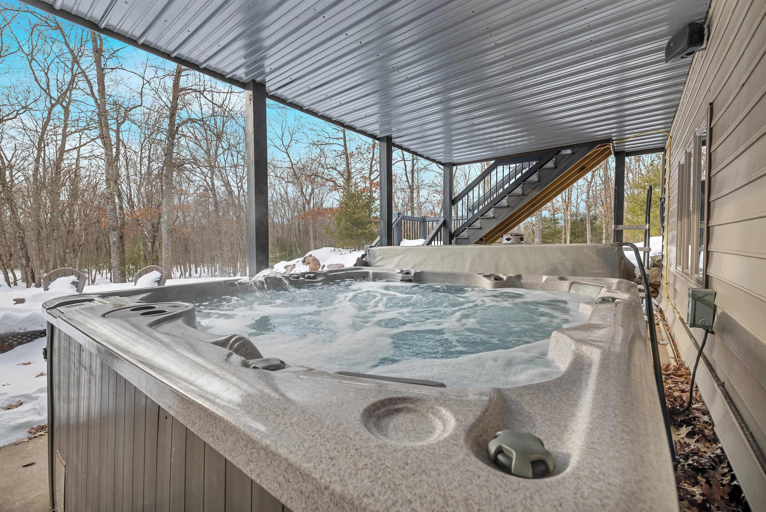 Bañera de hidromasaje al aire libre