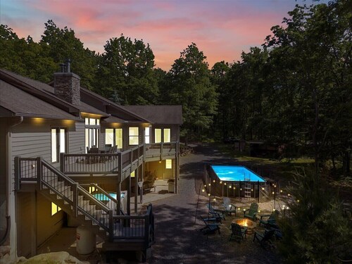 Theater Room, Hot Tub, Game Room, Near Ski Resorts