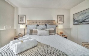 1 室のベッドルーム、アイロン / アイロン台、WiFi、ベッドシーツ