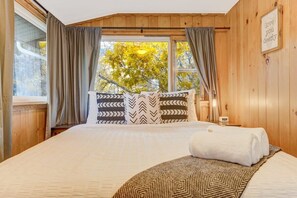 3 habitaciones, tabla de planchar con plancha, cuna de viaje y wifi 