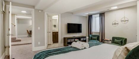 1 chambre, fer et planche à repasser, lit parapluie, Wi-Fi