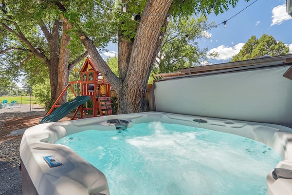 Bain à remous extérieur