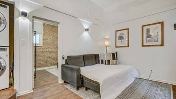 1 bedroom, iron/ironing board, WiFi, bed sheets