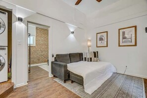 1 quarto, ferros/tábuas de passar roupa, Wi-Fi, roupa de cama