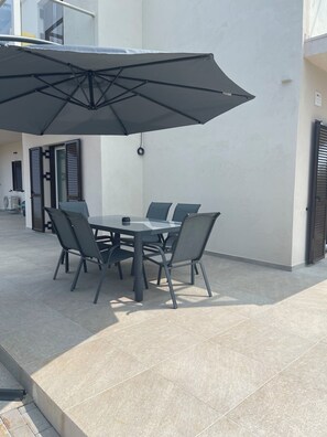 Outdoor dining - Villa Rodelia nr2 in Roda (Corfu)