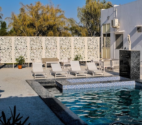 15 ๊ฐ์ ์ผ์ธ ์์์ฅ