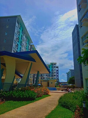 BBQ/picnic area - Seawind Staycation (Davao)