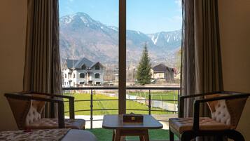 Premium Room | 1 bedroom, premium bedding, free WiFi, bed sheets