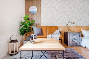 Deluxe Double Room | Blackout drapes, free WiFi, bed sheets