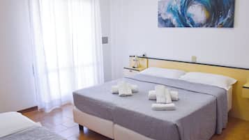 Triple Room, Balcony, Partial Sea View | Free WiFi, bed sheets