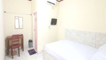 Deluxe Double Room | Free WiFi, bed sheets