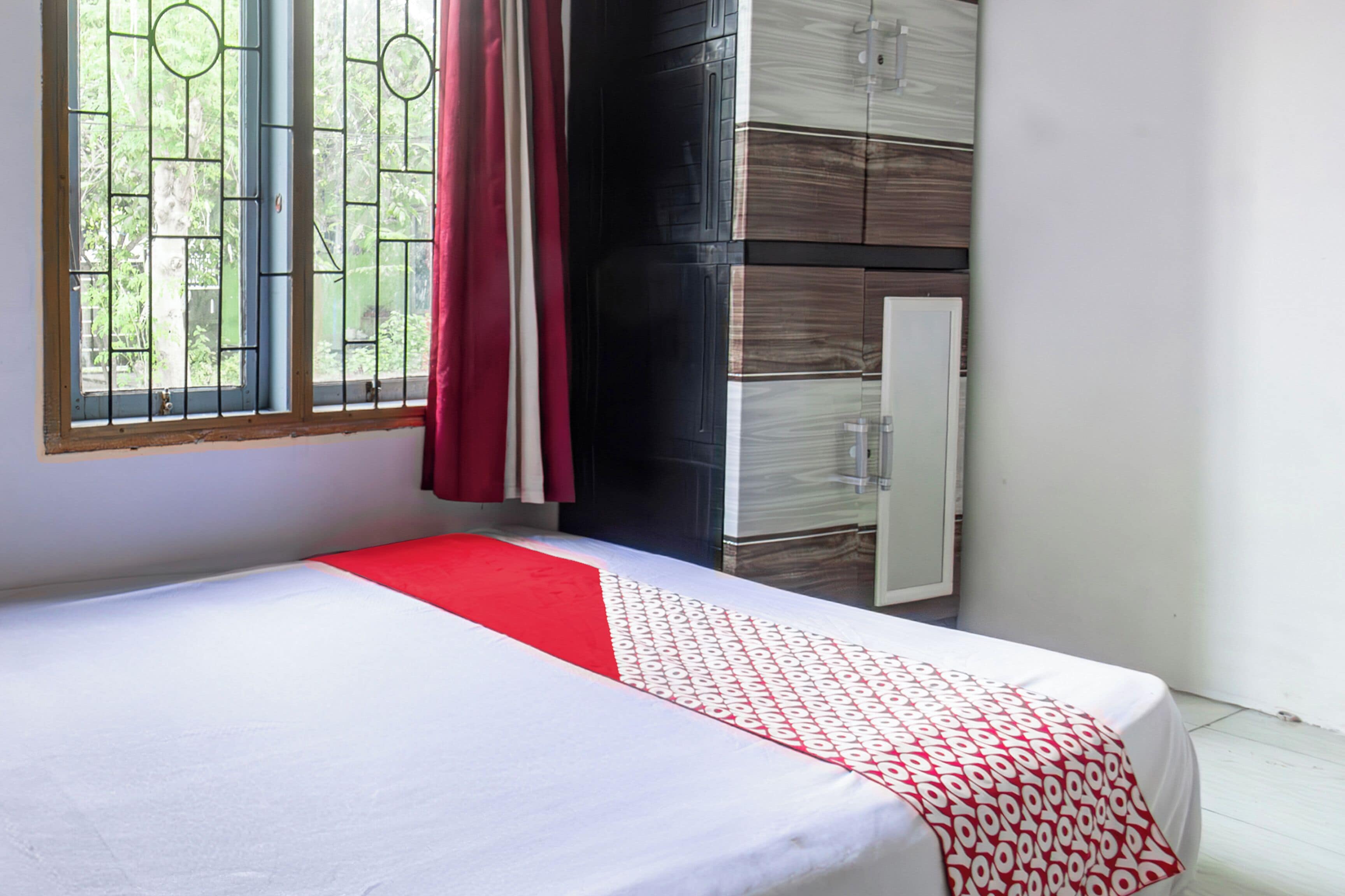 Deluxe Double Room | WiFi (free), bed sheets