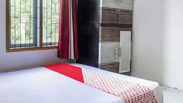 Deluxe Double Room | WiFi (free), bed sheets