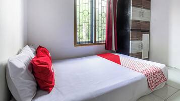 Deluxe Double Room | WiFi (free), bed sheets