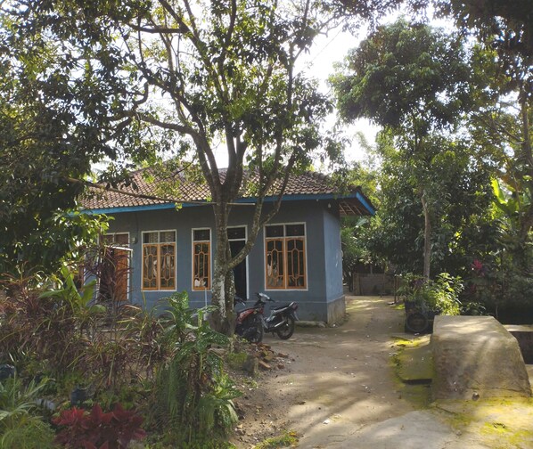 Fachada da propriedade