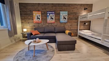 Apartemen Comfort | Area keluarga | TV layar datar dan lantai berpemanas