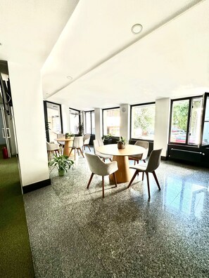 Salle à déjeuner