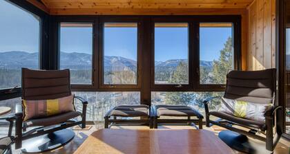 CLIFF CABIN Family Friendly|Hot Tub|Spectacular Views