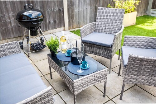 Modern Two Bedroom Apartment in Harrow