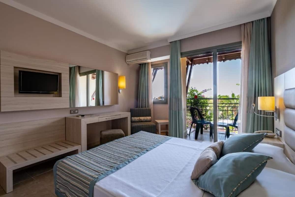 1 slaapkamer, een minibar, een bureau, geluiddichte muren