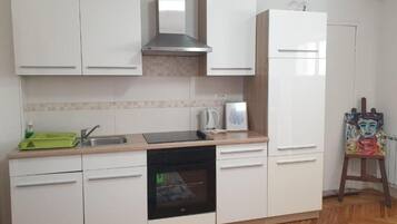 Apartment (Lion - free parking - A4(2)) | Private kitchen