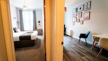 1 bedroom, desk, iron/ironing board, internet