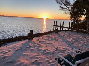 Beach nearby - Teeny Bikini Delights - Pool & Bay! Manasota Key prime location! (Englewood)