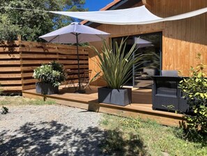 Terrace/patio - Les P'tits Nids du lac : Studio Rouge-gorge (Lacanau)