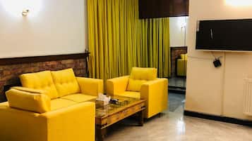 Kolmen hengen economy-huone | Ilmainen Wi-Fi, vuodevaatteet