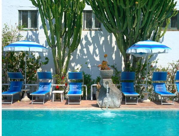 Room, 1 Bedroom, Balcony, Garden View | Pool
