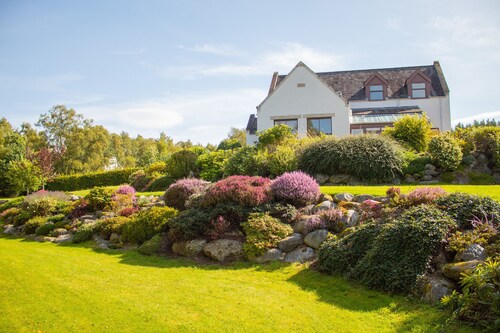 Carriden - rural accommodation in the Cairngorms