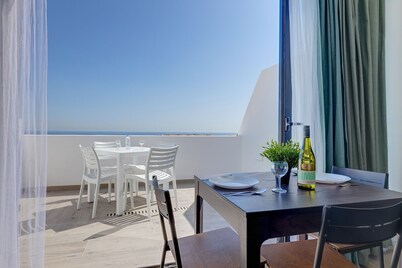 Sliema Creek Boutique Suites 