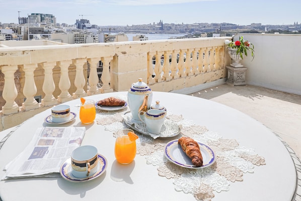 Apartment 4 | 1 bedroom, laptop workspace, iron/ironing board, free WiFi - Nobilis Boutique Living (Sliema)