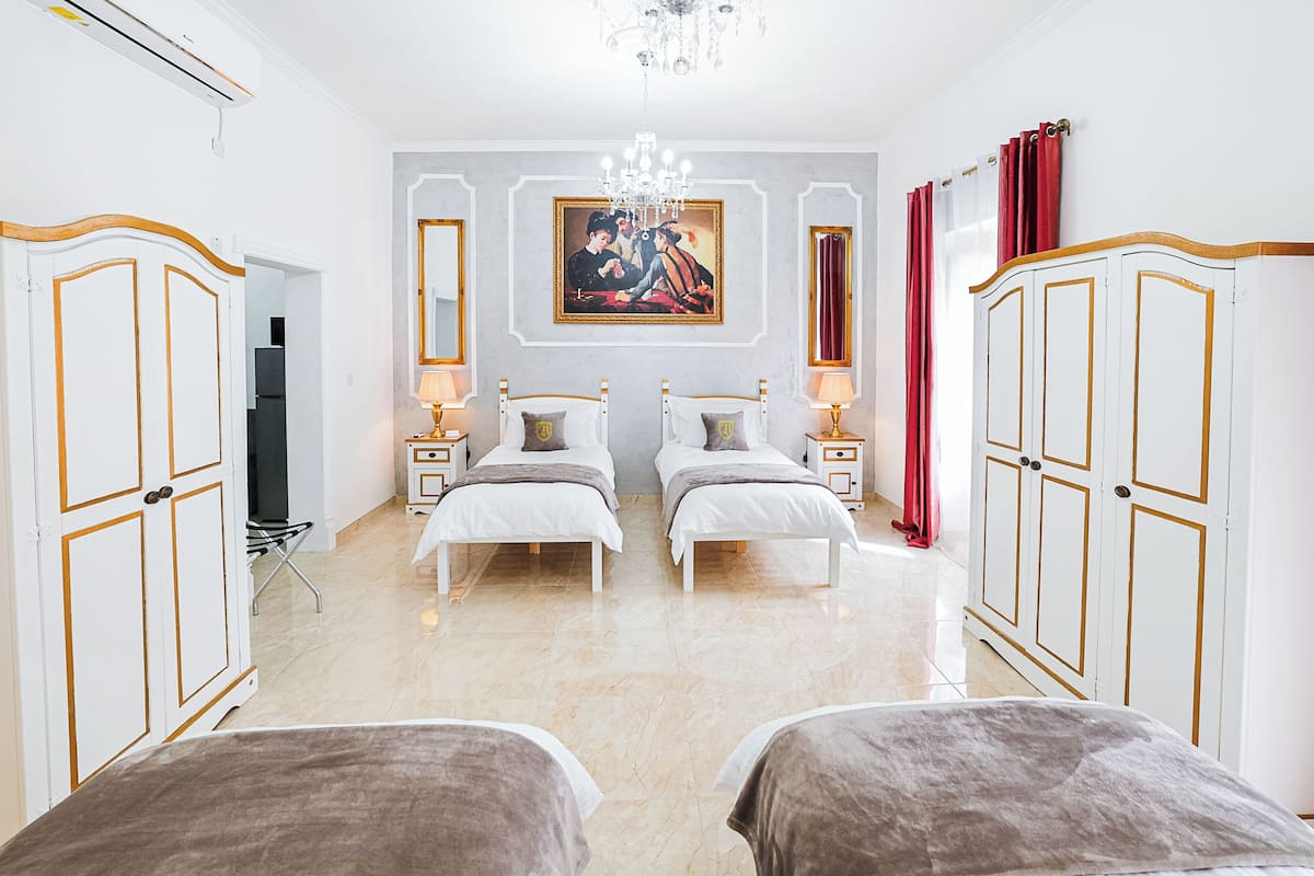 Apartment 2 | 1 dormitorio y espacio para trabajar con un portátil