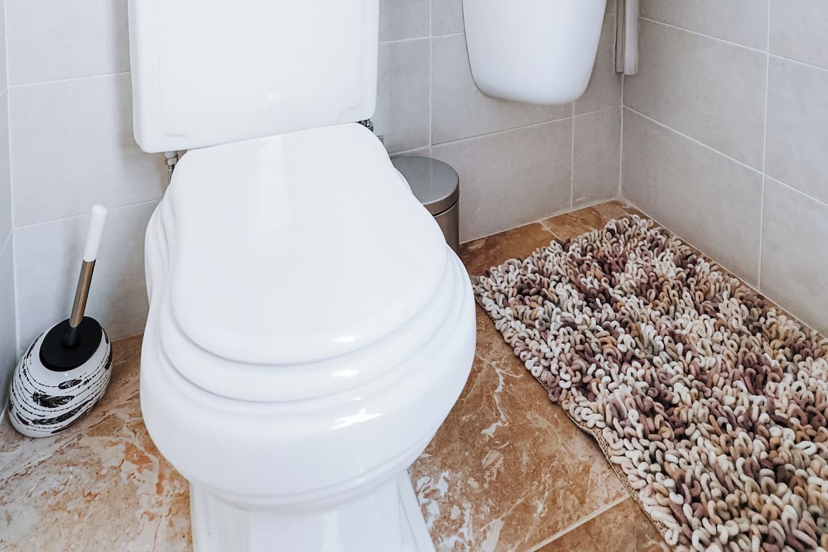 Apartment 4 | Baño | Ducha, artículos de higiene personal gratuitos y secador de pelo