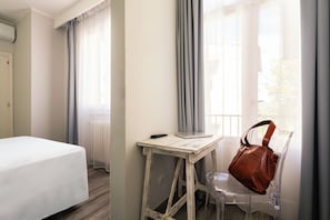 Standard Single Room | Desk, iron/ironing board, free WiFi, bed sheets - Hotel Villa Bonelli (Fiesole)