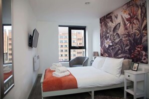 1 bedroom, iron/ironing board, free WiFi, bed sheets