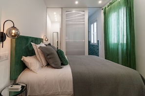1 chambre, fer et planche à repasser, Wi-Fi gratuit, draps fournis