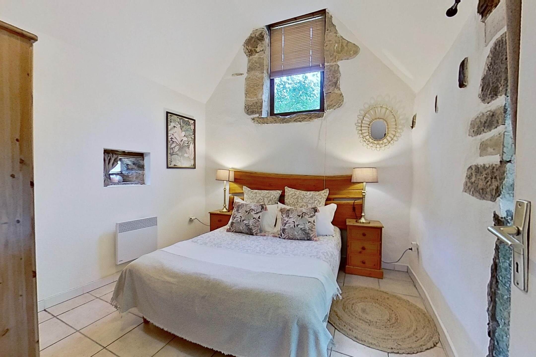 1 bedroom, iron/ironing board, free WiFi, bed sheets