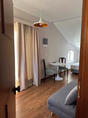 Ionian Studio for 3 by LOC Hospitality | Dining room