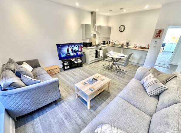 TV connectée, jeux vidéo